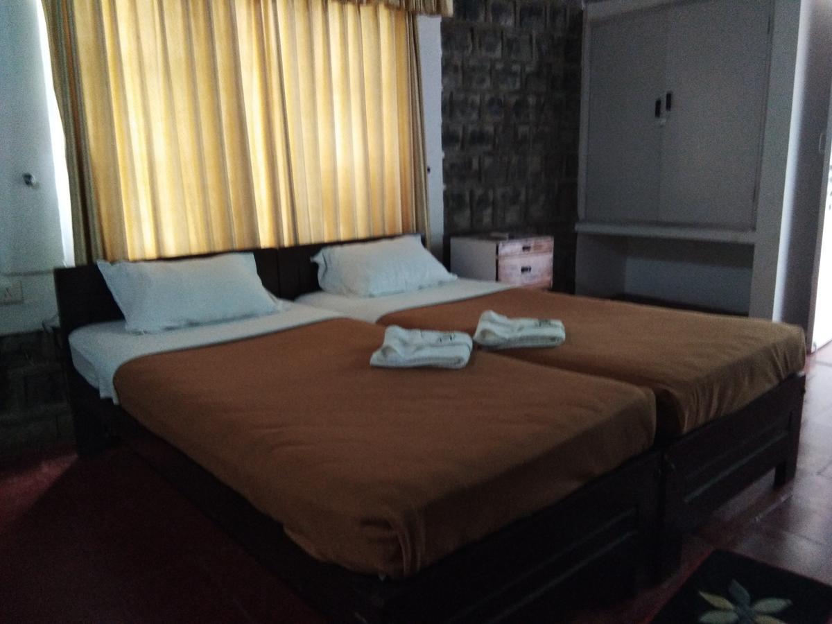 Blue Valley Jungle Resort Nīlgiri Eksteriør bilde